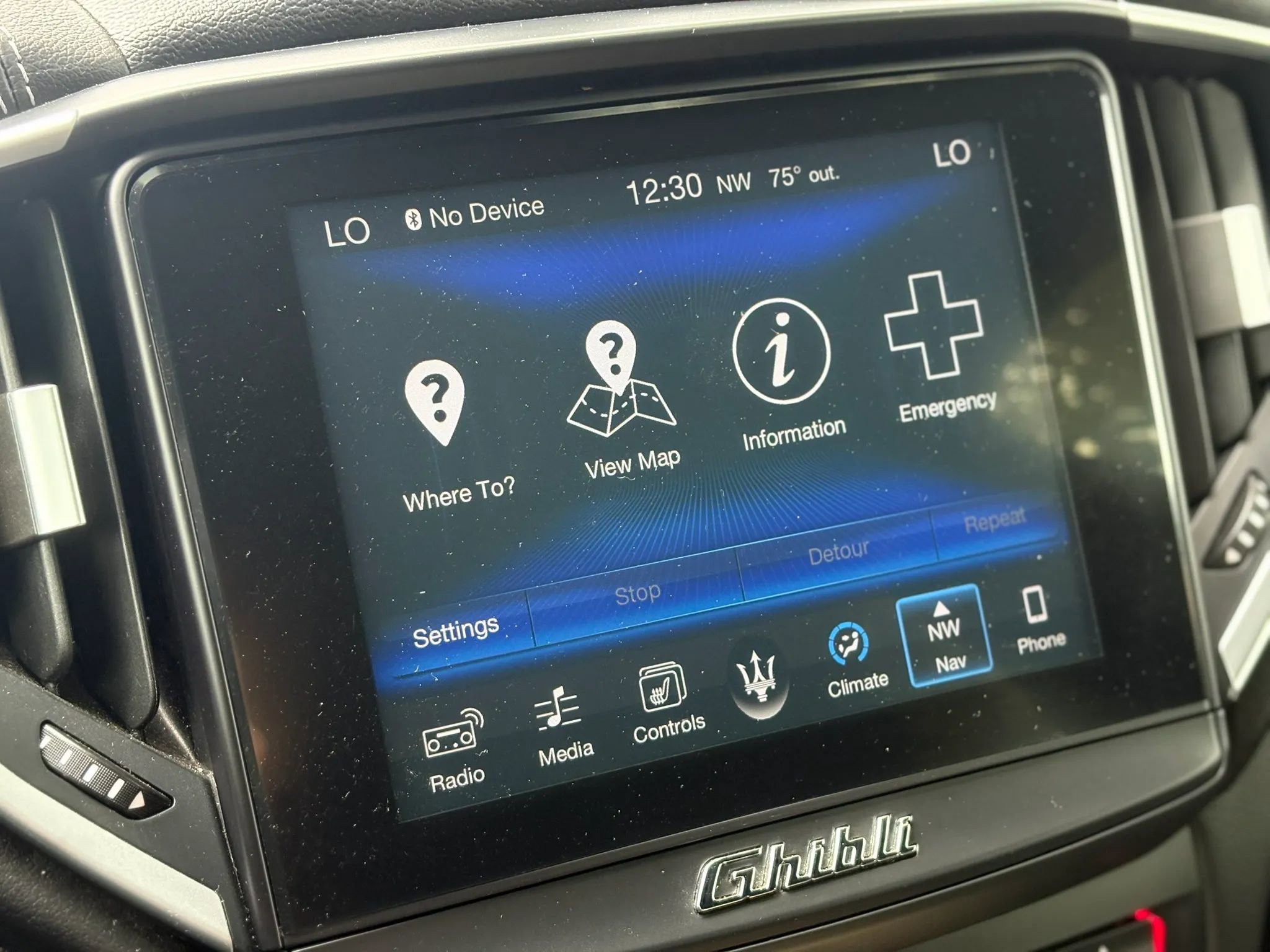 Used 2017 Maserati Ghibli S image 19