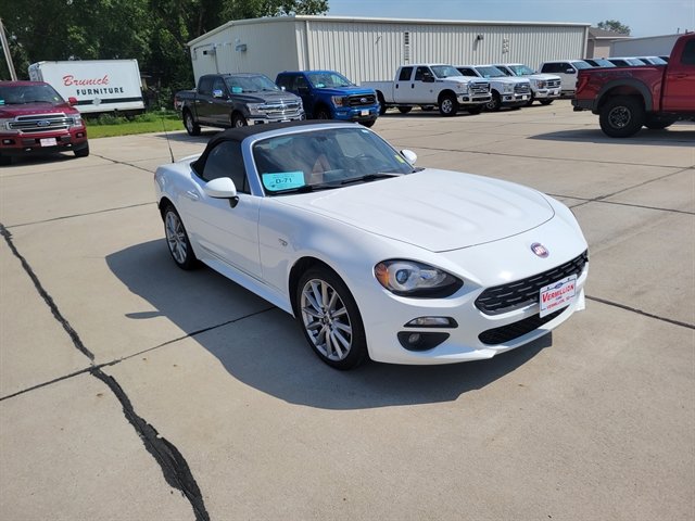 Used 2017 FIAT 124 Spider Lusso