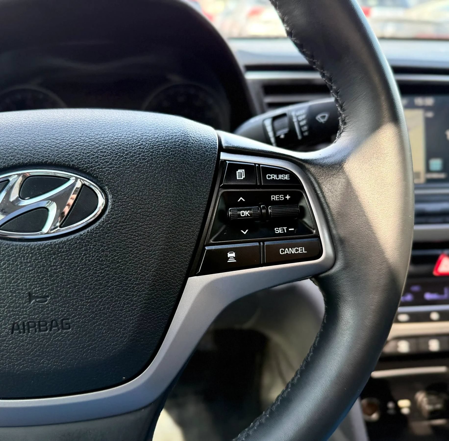 Used 2017 Hyundai Elantra Limited w/ Limited Ultimate Package 05 FWD image 15