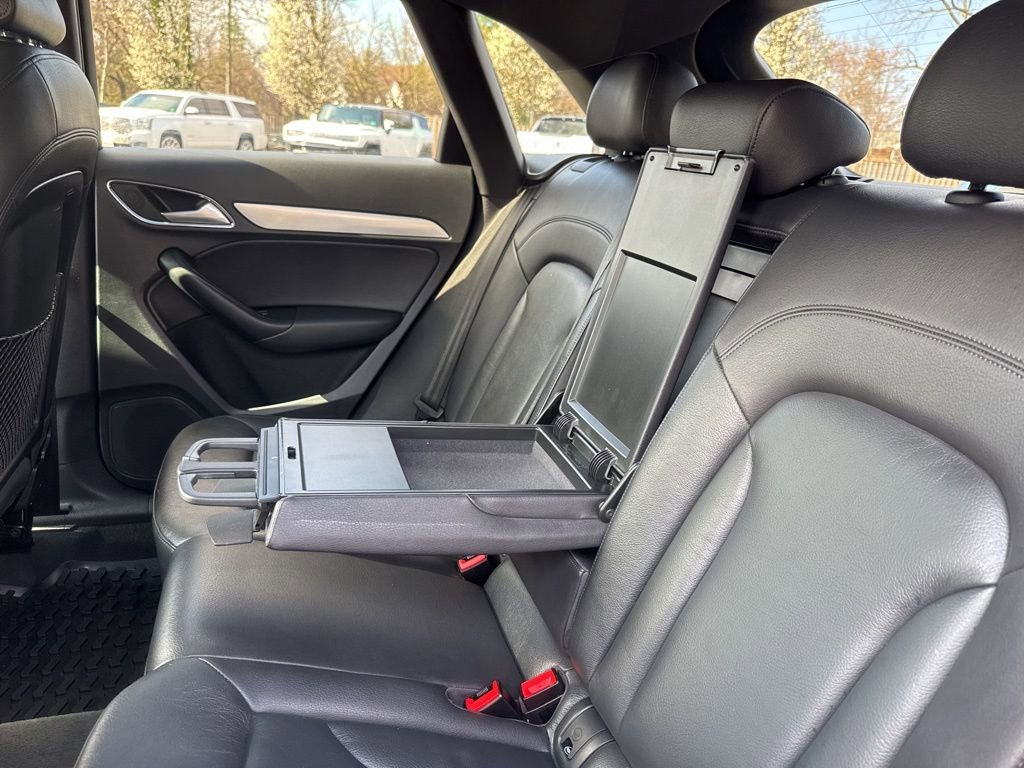 Used 2018 Audi Q3 2.0T Premium Plus w/ Premium Plus Package image 38