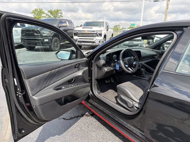 New 2026 Hyundai Elantra N FWD image 18