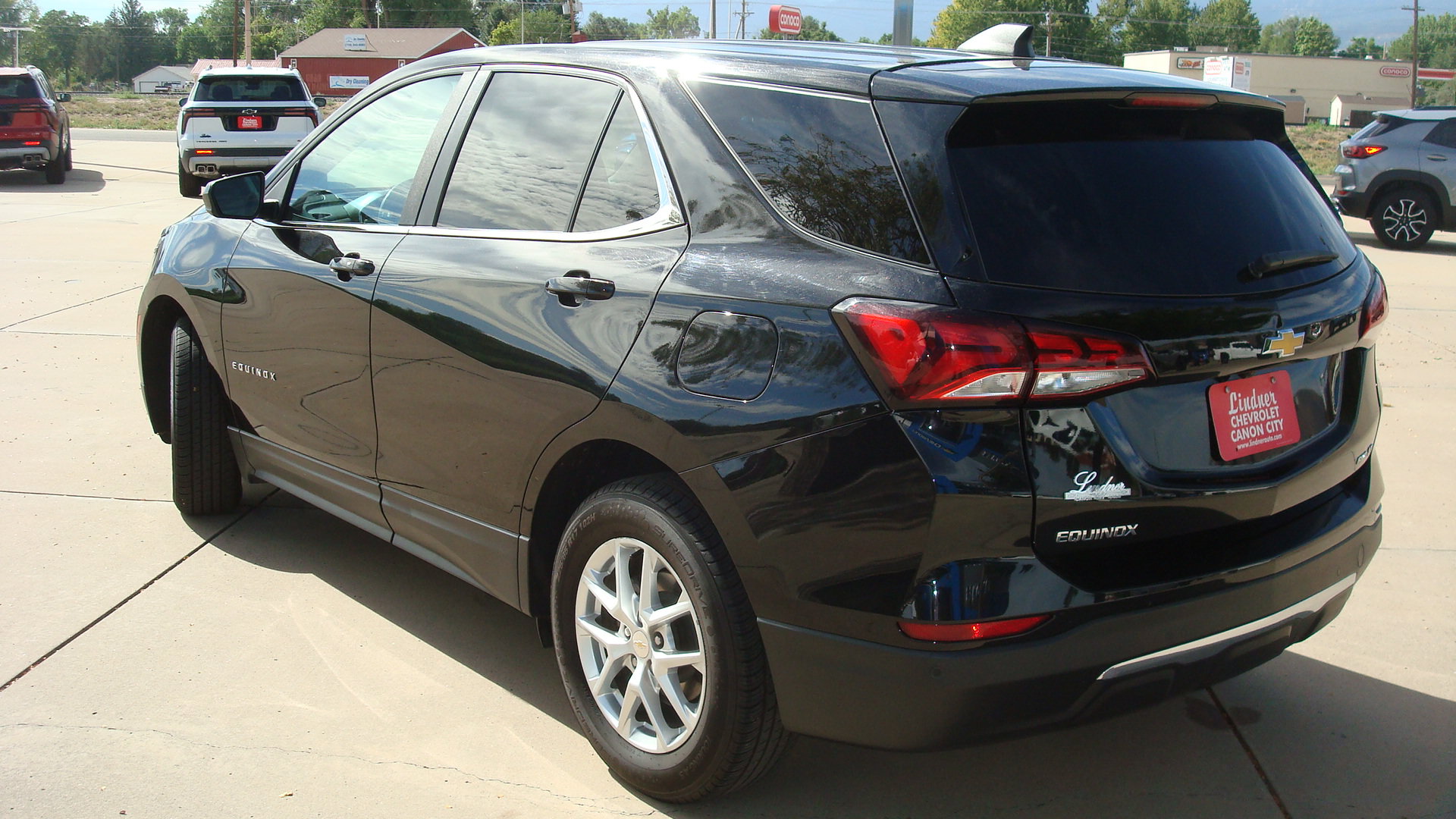 Used 2024 Chevrolet Equinox LT AWD/4WD image 6