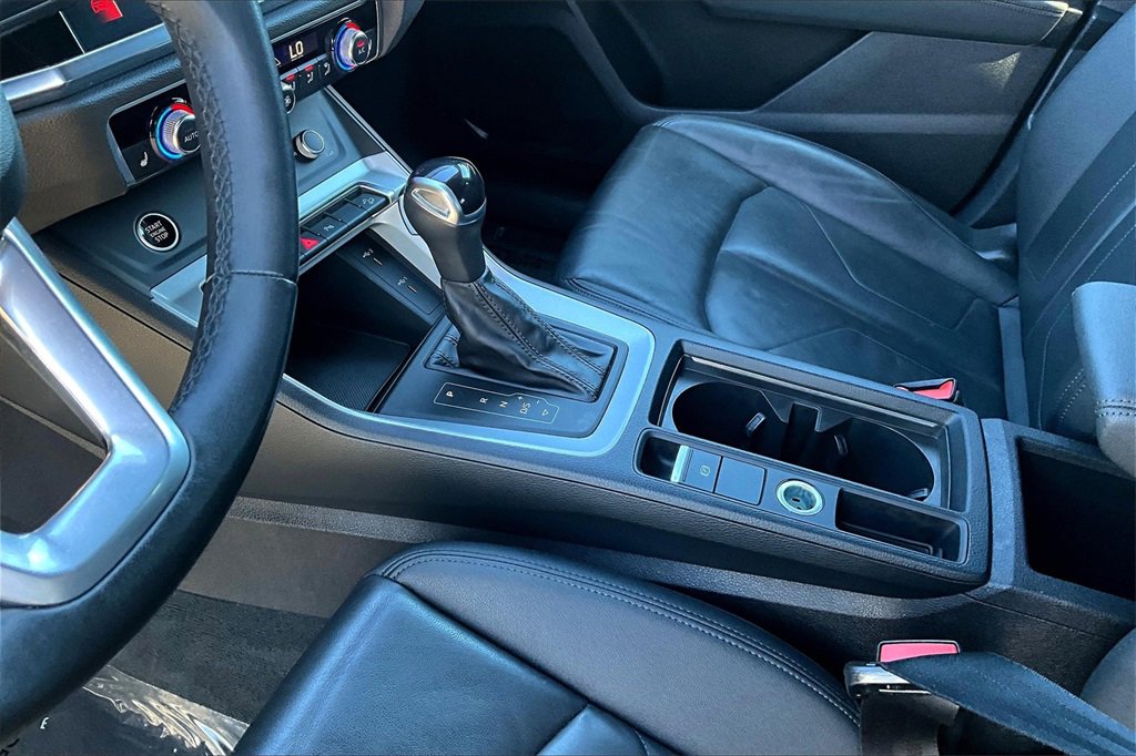 Used 2023 Audi Q3 2.0T Premium image 17