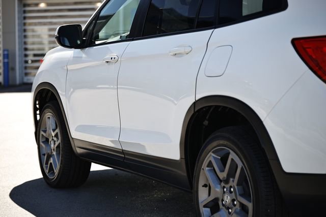 Used 2023 Honda Passport EX-L image 5