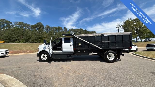 Used 2022 Ford F650 2WD Crew Cab Super Duty image 14