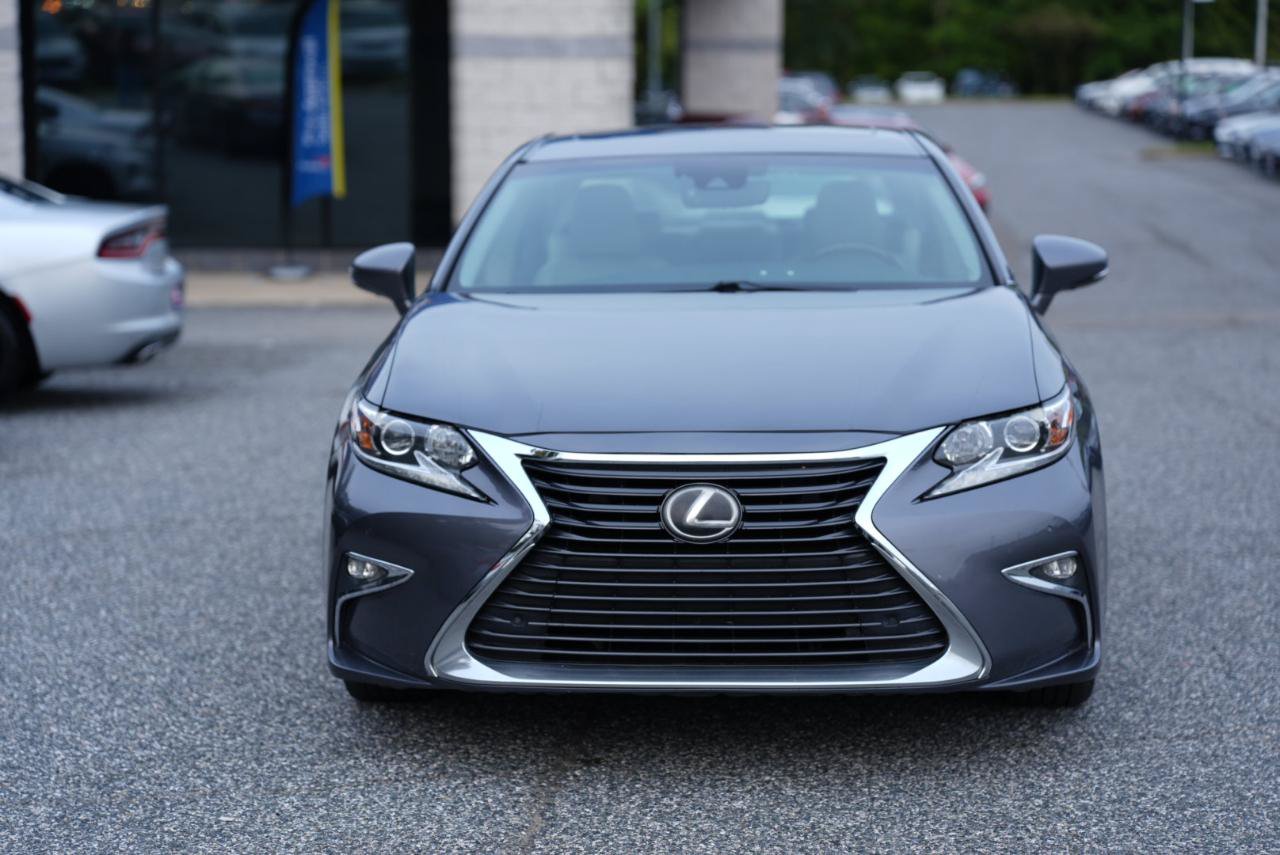 Used 2017 Lexus ES 350 w/ Navigation System Package FWD image 2
