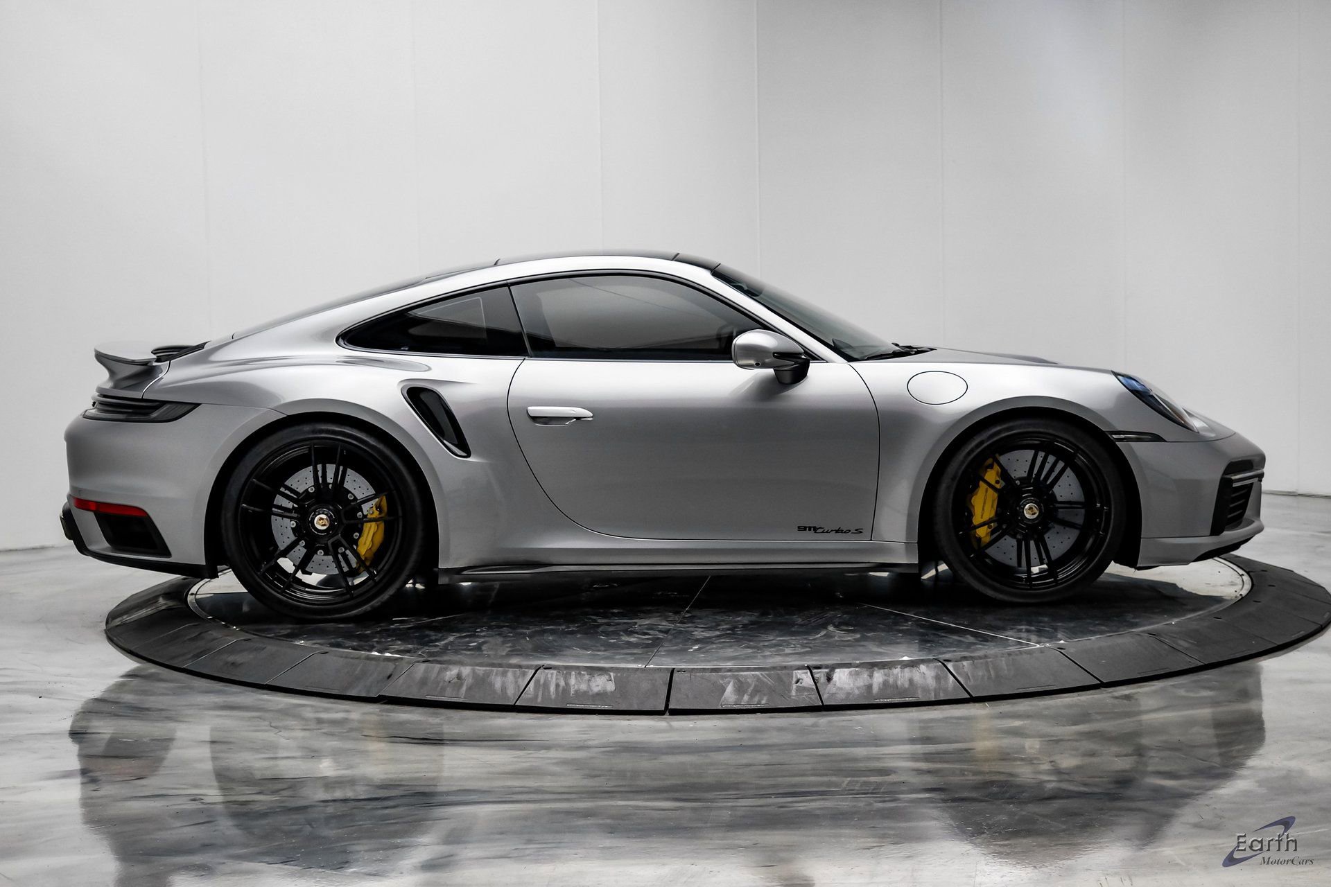 Used 2021 Porsche 911 Turbo S AWD/4WD image 22