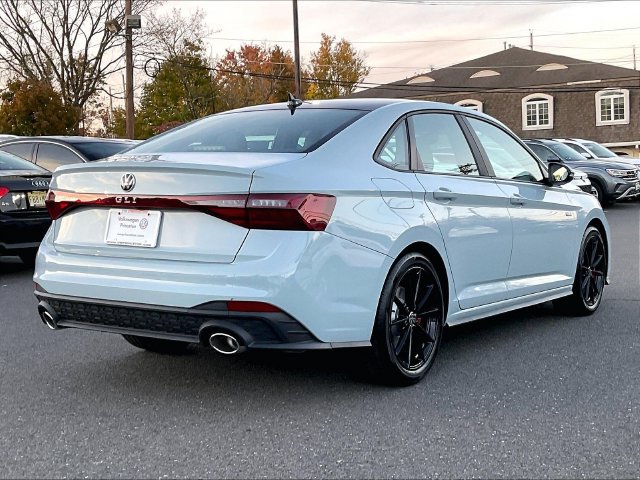 New 2027 Volkswagen Jetta GLI Autobahn FWD image 2