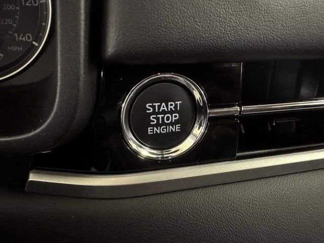 New 2026 Mitsubishi Outlander SE FWD image 11