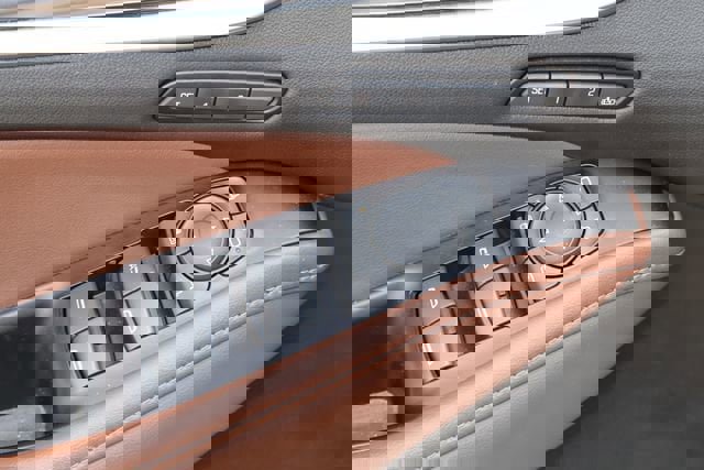 Used 2018 Buick Enclave Avenir w/ Avenir Technology Package FWD image 23