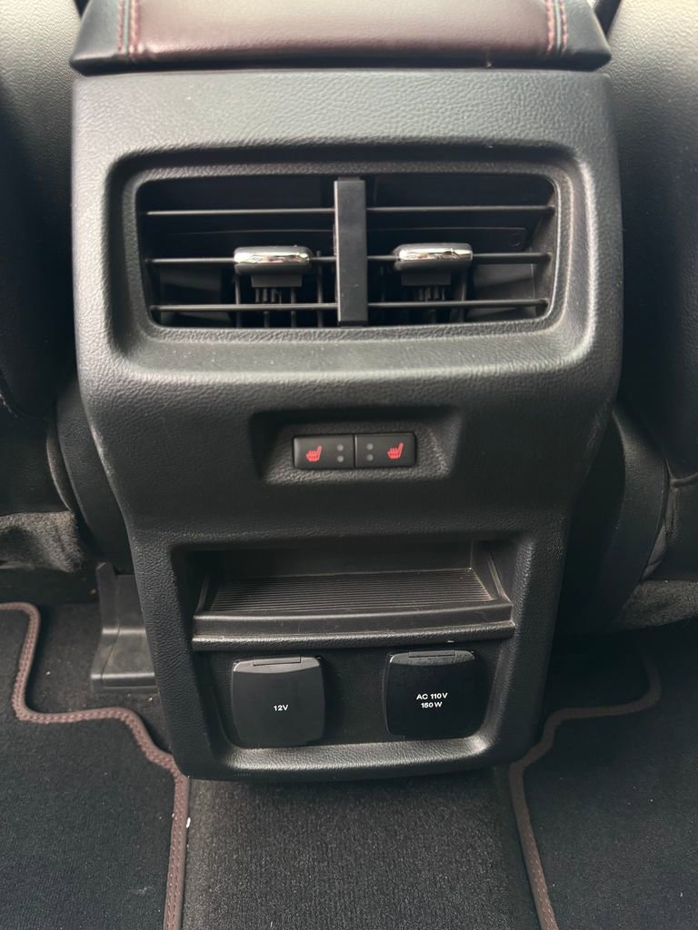 Used 2020 Ford Edge Titanium w/ Equipment Group 301A image 35