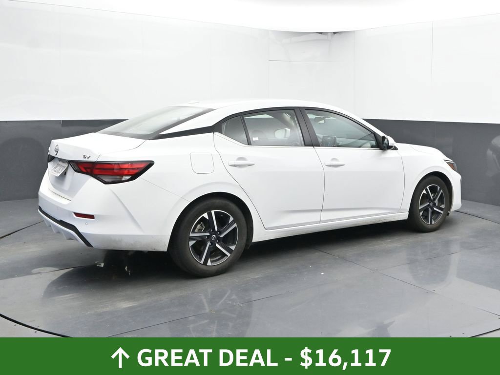 Used 2024 Nissan Sentra SV FWD image 4
