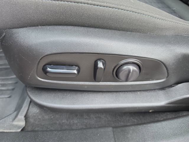 Used 2020 Chevrolet Blazer LT image 30