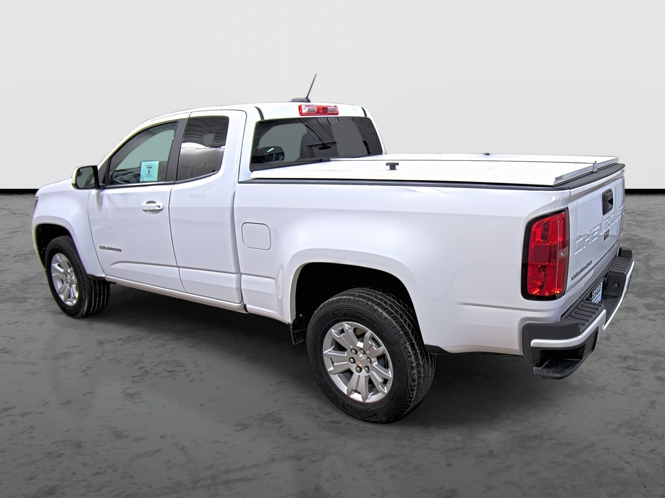 Certified 2022 Chevrolet Colorado LT w/ Fleet Safety Package image 2