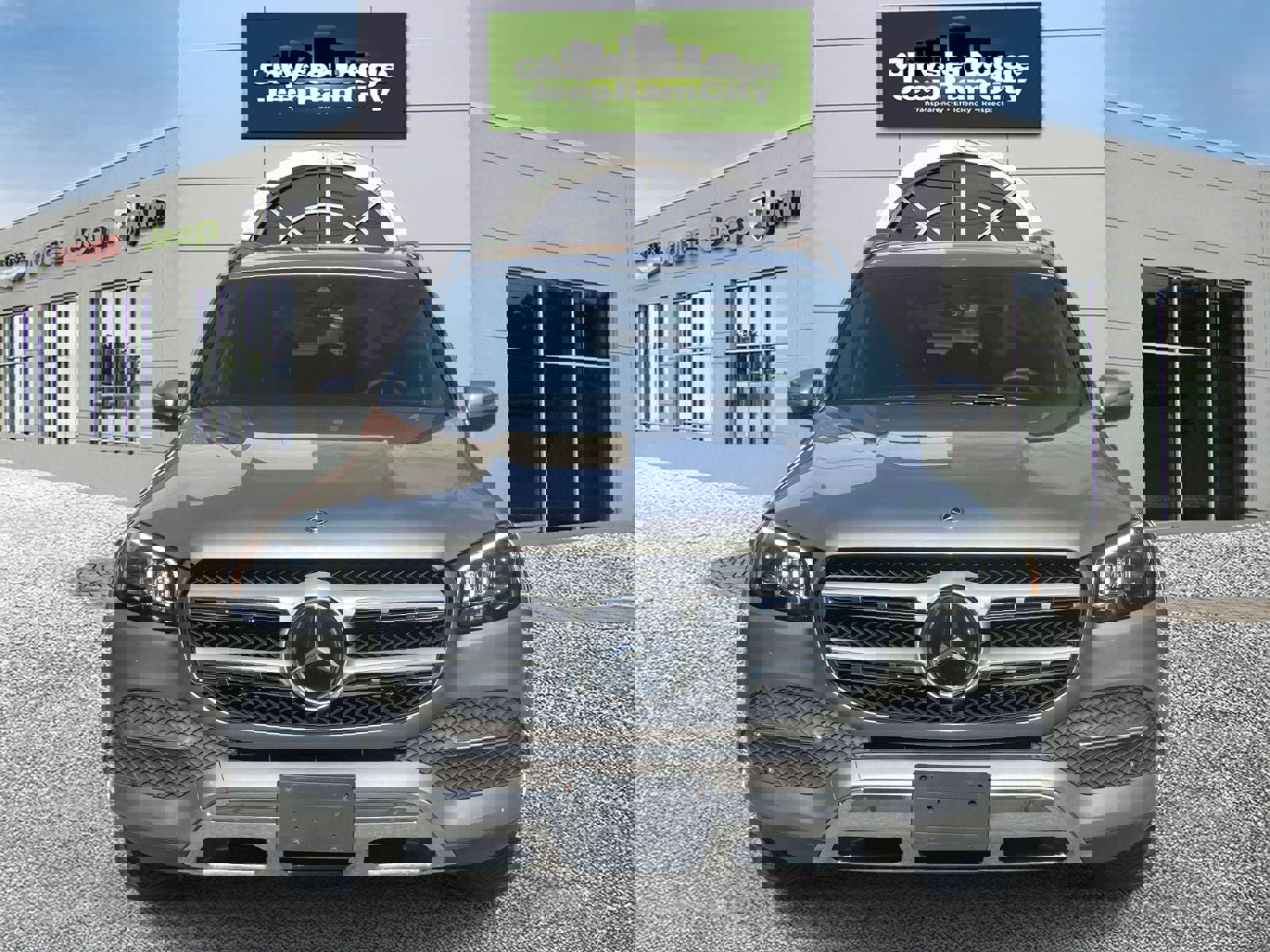 Used 2020 Mercedes-Benz GLS 450 4MATIC image 2