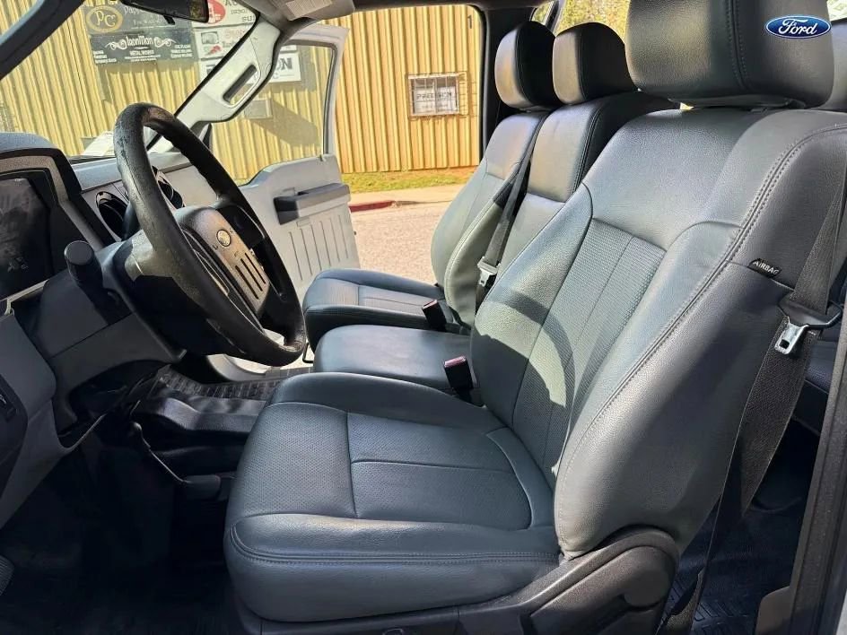 Used 2013 Ford F550 176  W.B. 4D w/ Payload Upgrade Pkg image 11