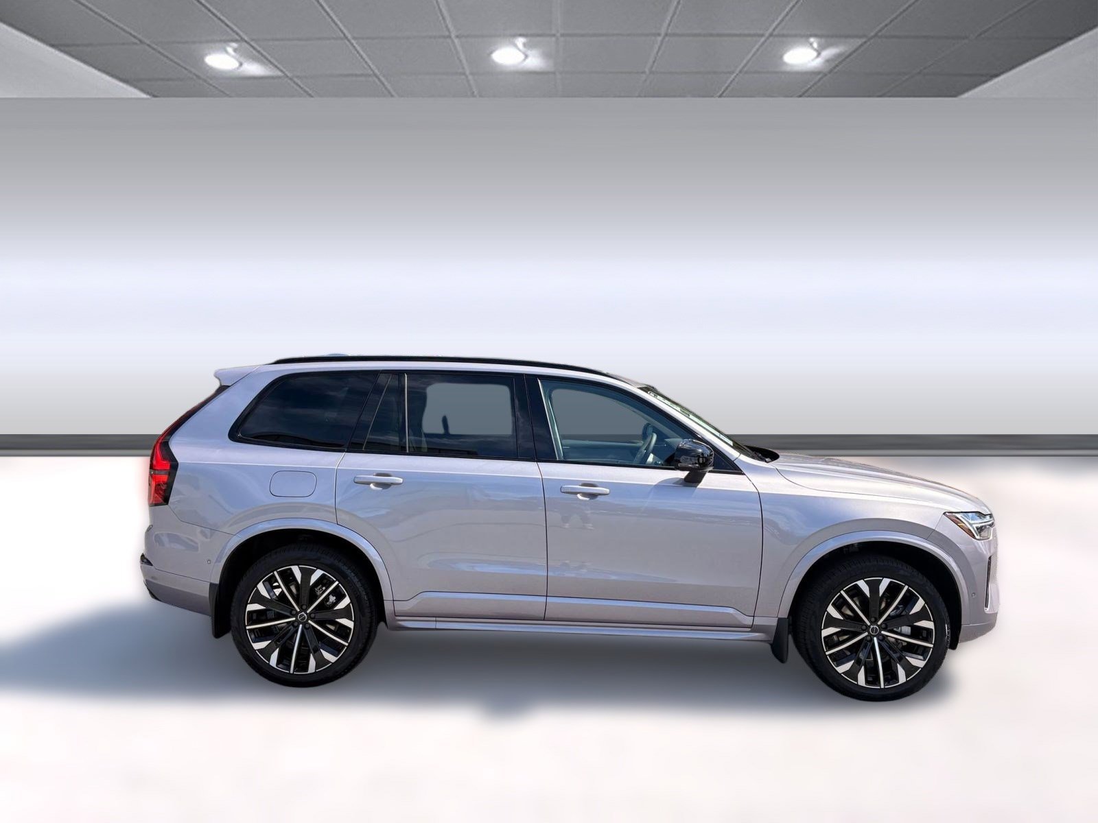New 2026 Volvo XC90 B6 Ultra w/ Protection Package image 8