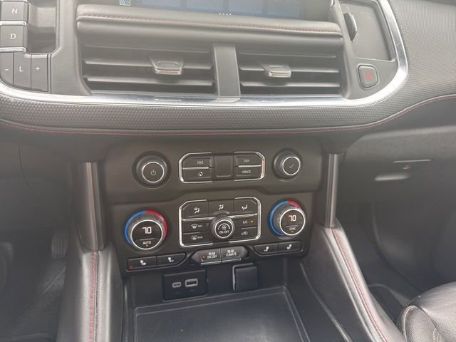 Used 2023 Chevrolet Suburban RST w/ Sport Performance Package image 28