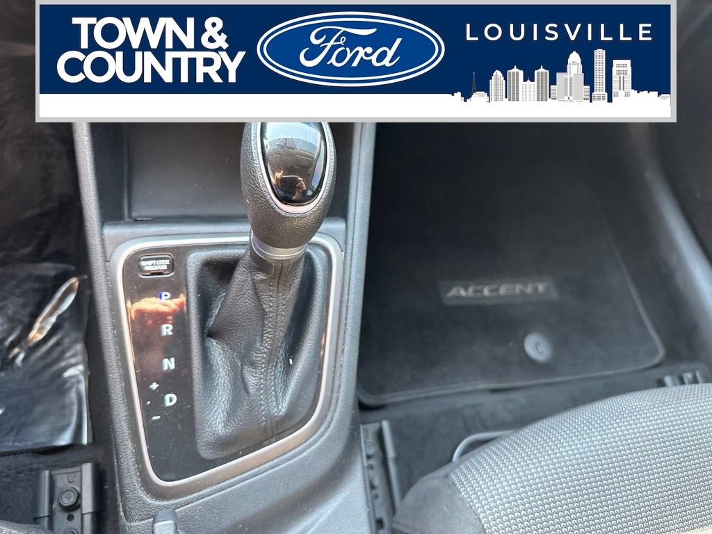 Used 2019 Hyundai Accent SE FWD image 13