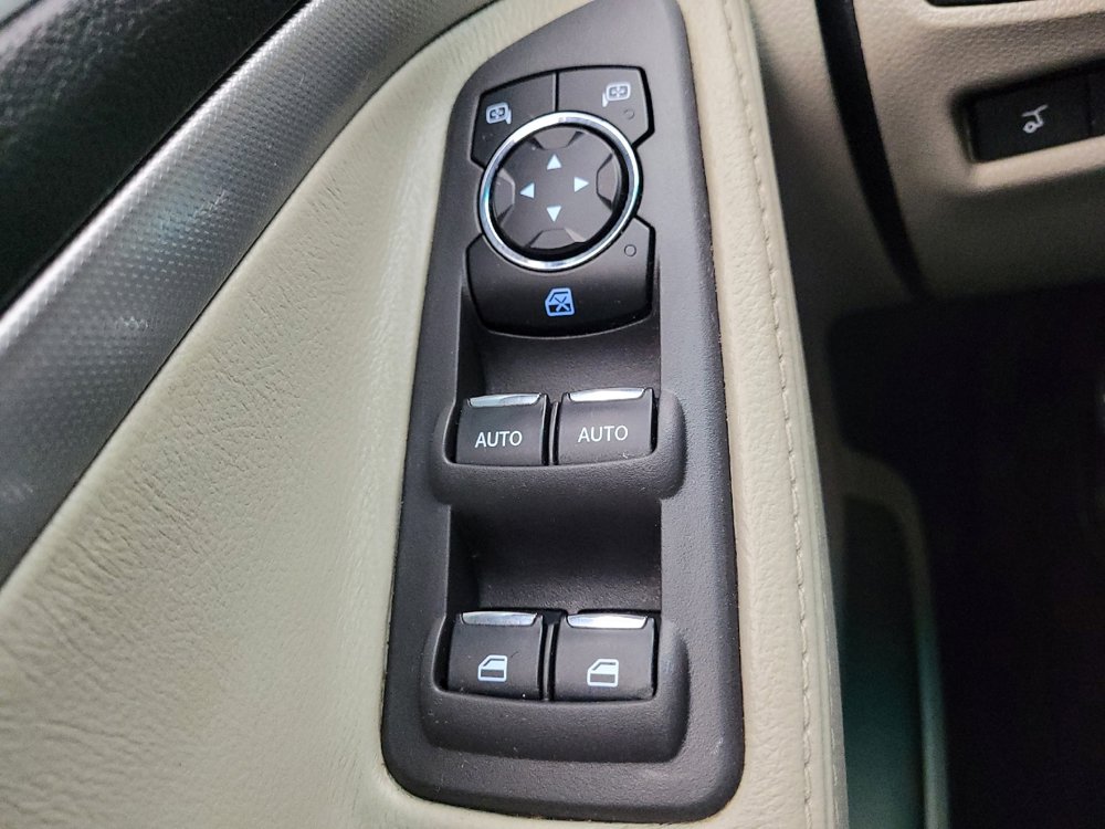 Used 2015 Ford Explorer XLT w/ Equipment Group 202A image 27