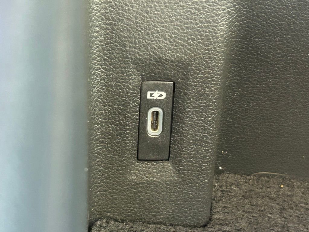 Used 2022 Volkswagen Atlas SE image 40