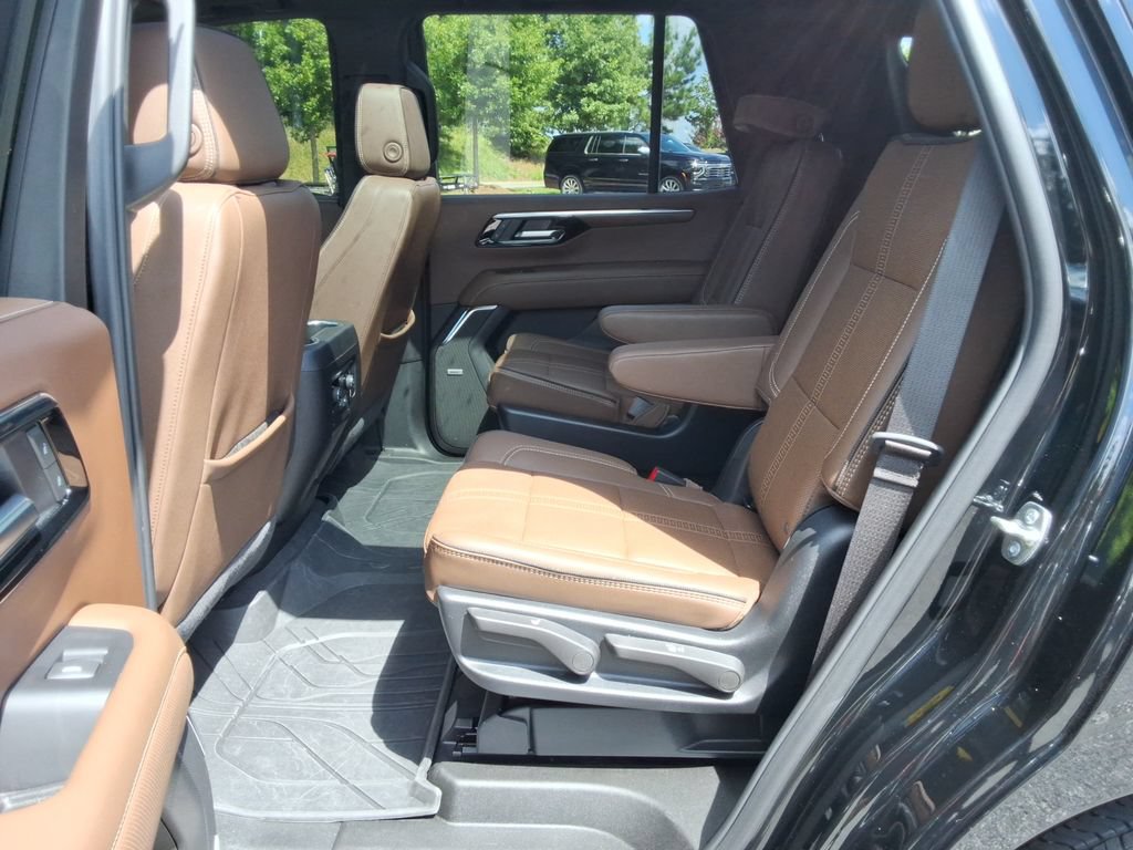 Certified 2025 Chevrolet Tahoe High Country w/ LPO, Illumination Package AWD/4WD image 20