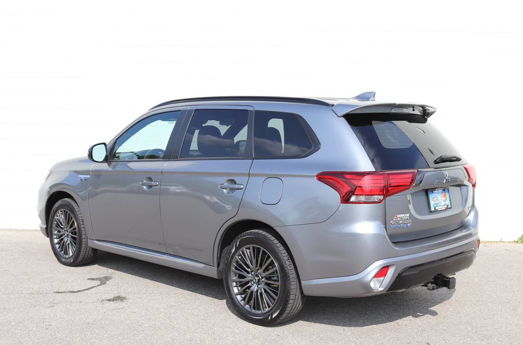 Used 2021 Mitsubishi Outlander LE AWD/4WD image 26
