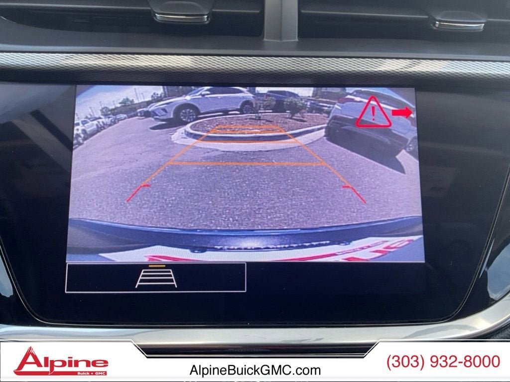 Used 2023 Buick Encore GX Essence w/ Experience Buick Package FWD image 18