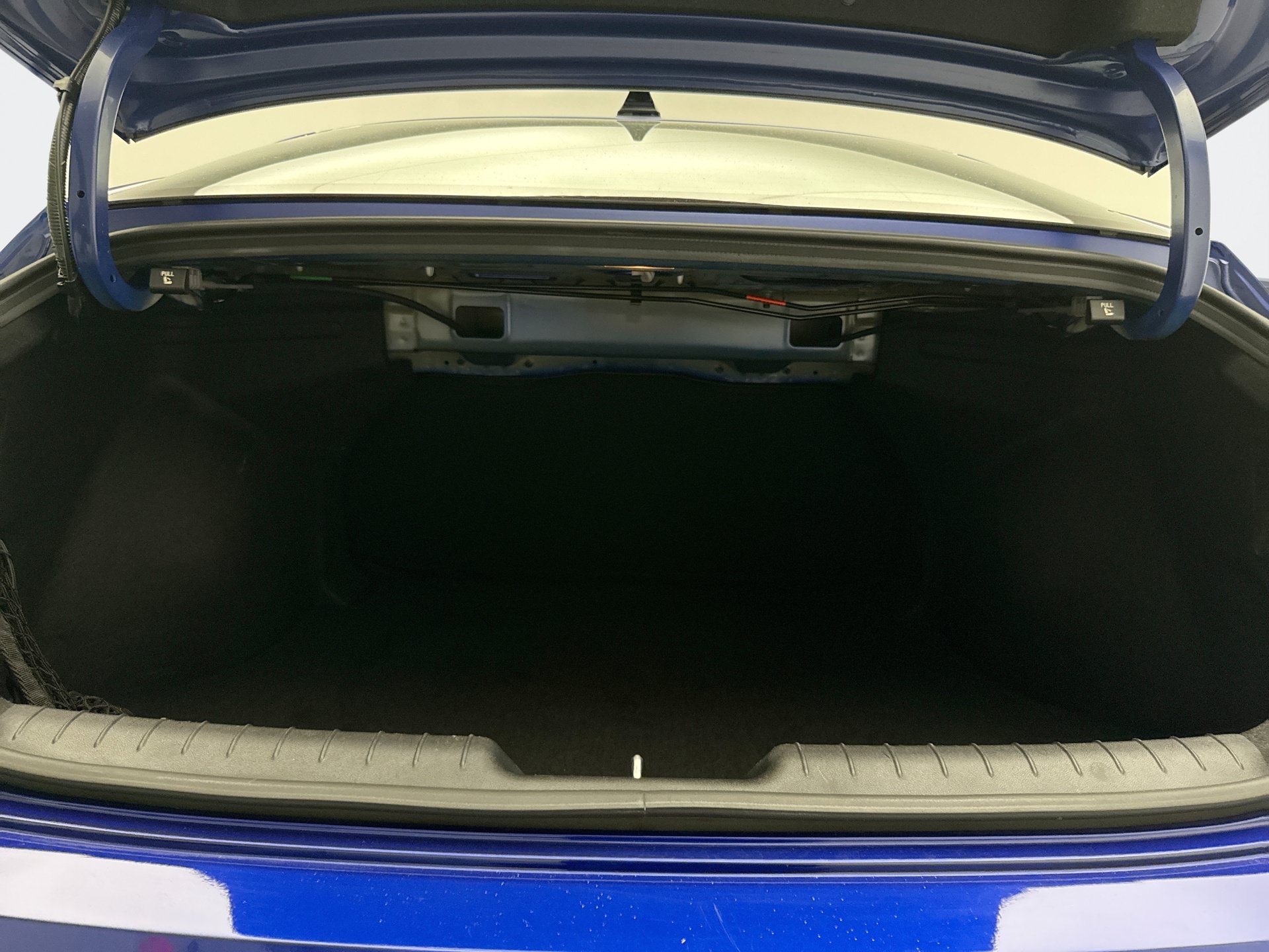Used 2025 Hyundai Elantra Sport FWD image 18