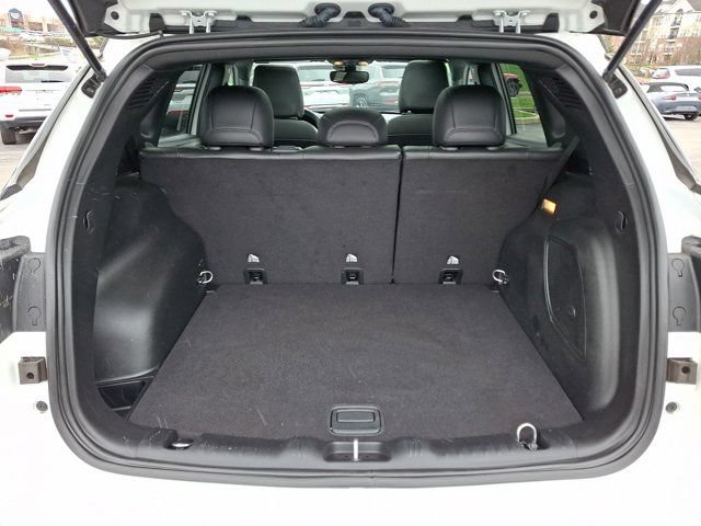 Certified 2022 Jeep Compass High Altitude AWD/4WD image 36