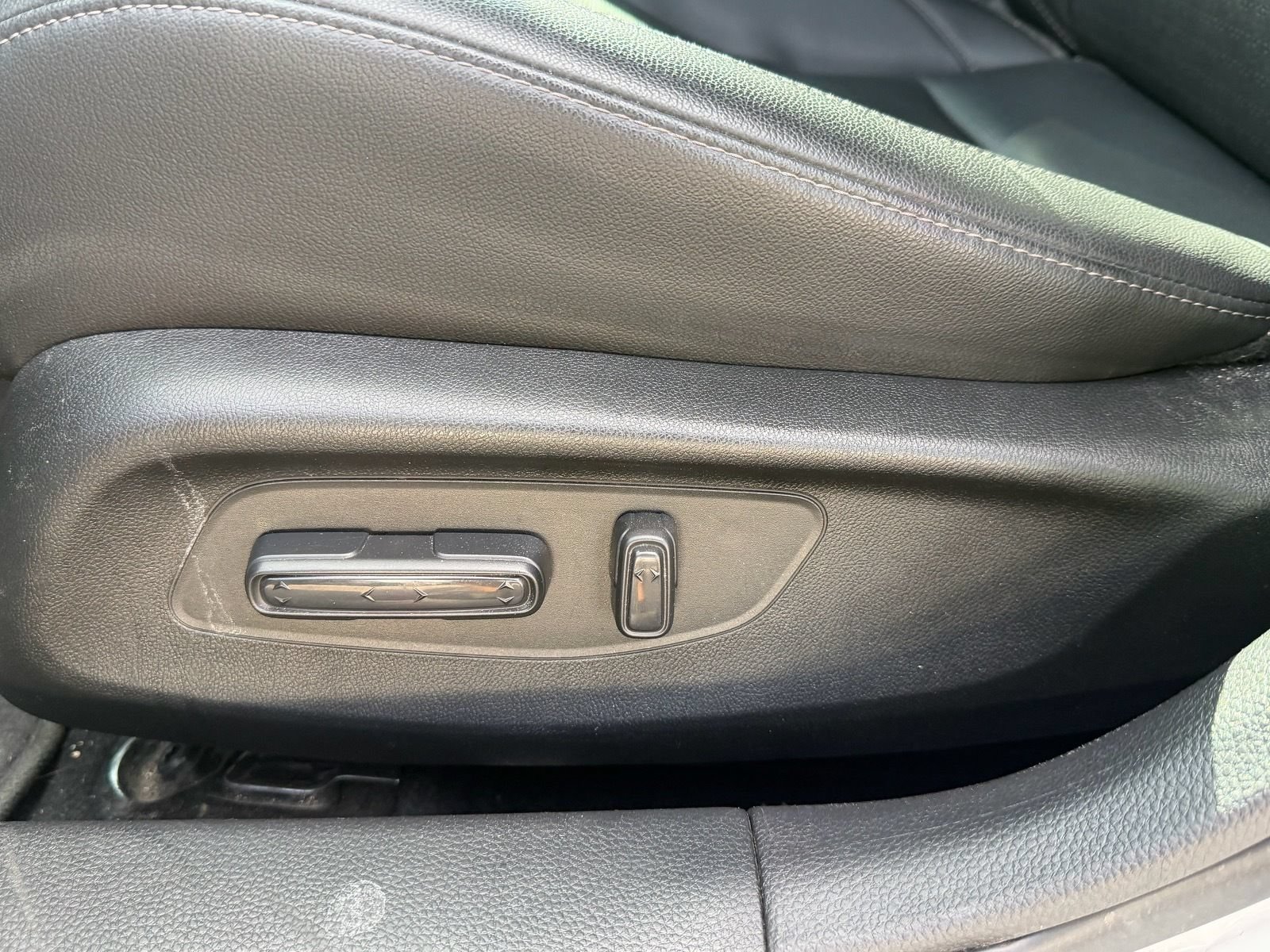 Used 2025 Honda Civic Sport Touring image 13