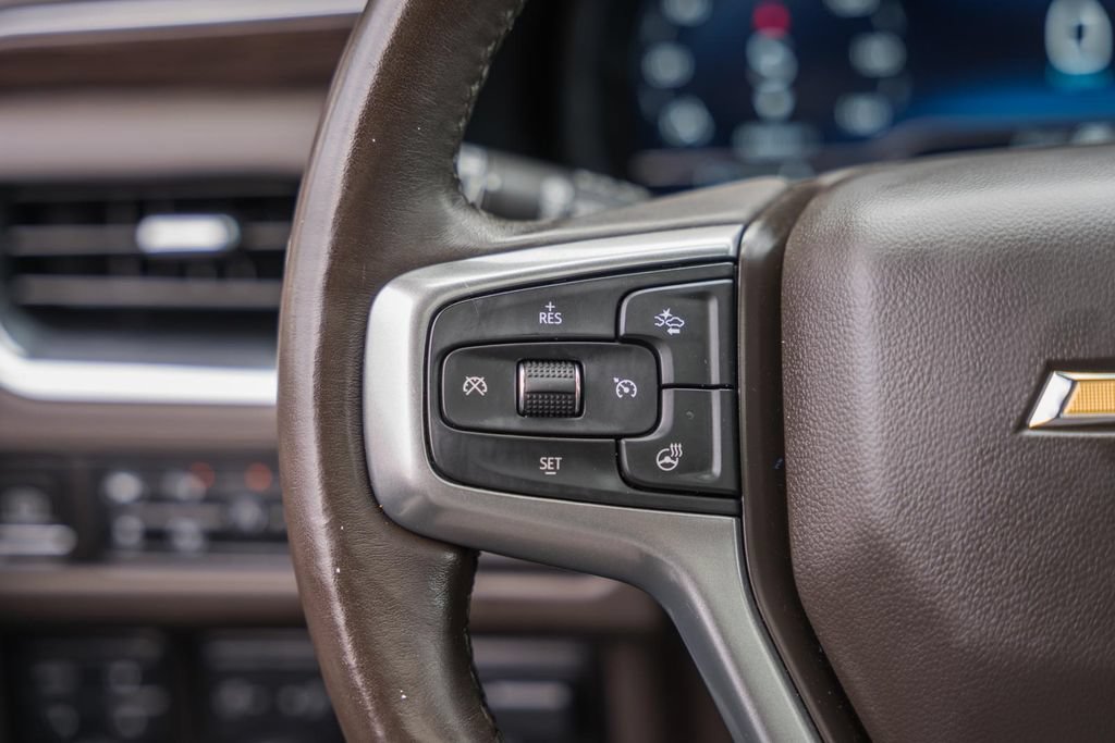Used 2022 Chevrolet Tahoe LT w/ LT Signature Package AWD/4WD image 33