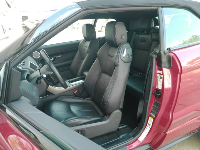 Used 2018 Land Rover Range Rover Evoque SE Dynamic AWD/4WD image 24