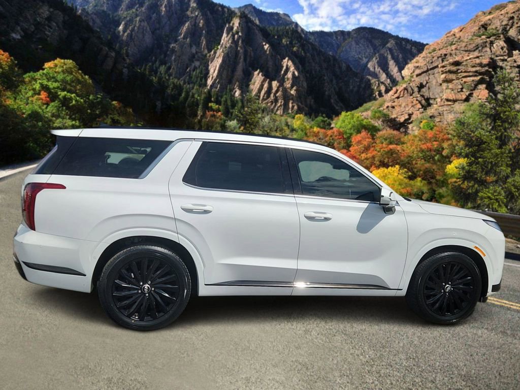 Used 2024 Hyundai Palisade Calligraphy AWD/4WD image 2