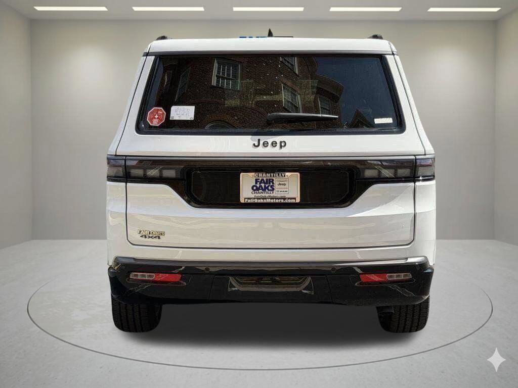 New 2026 Jeep Grand Wagoneer Limited w/ Convenience Group I AWD/4WD image 7