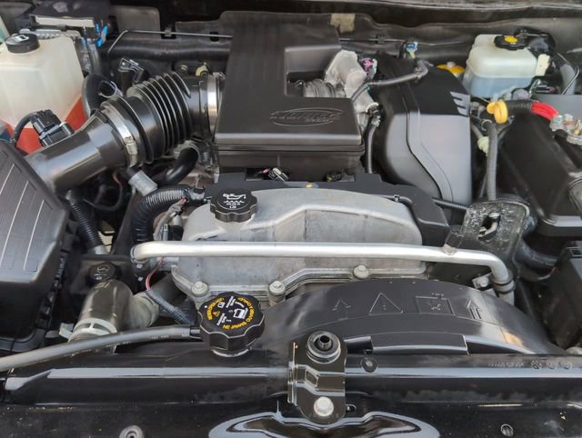 Used 2009 HUMMER H3T AWD/4WD image 25