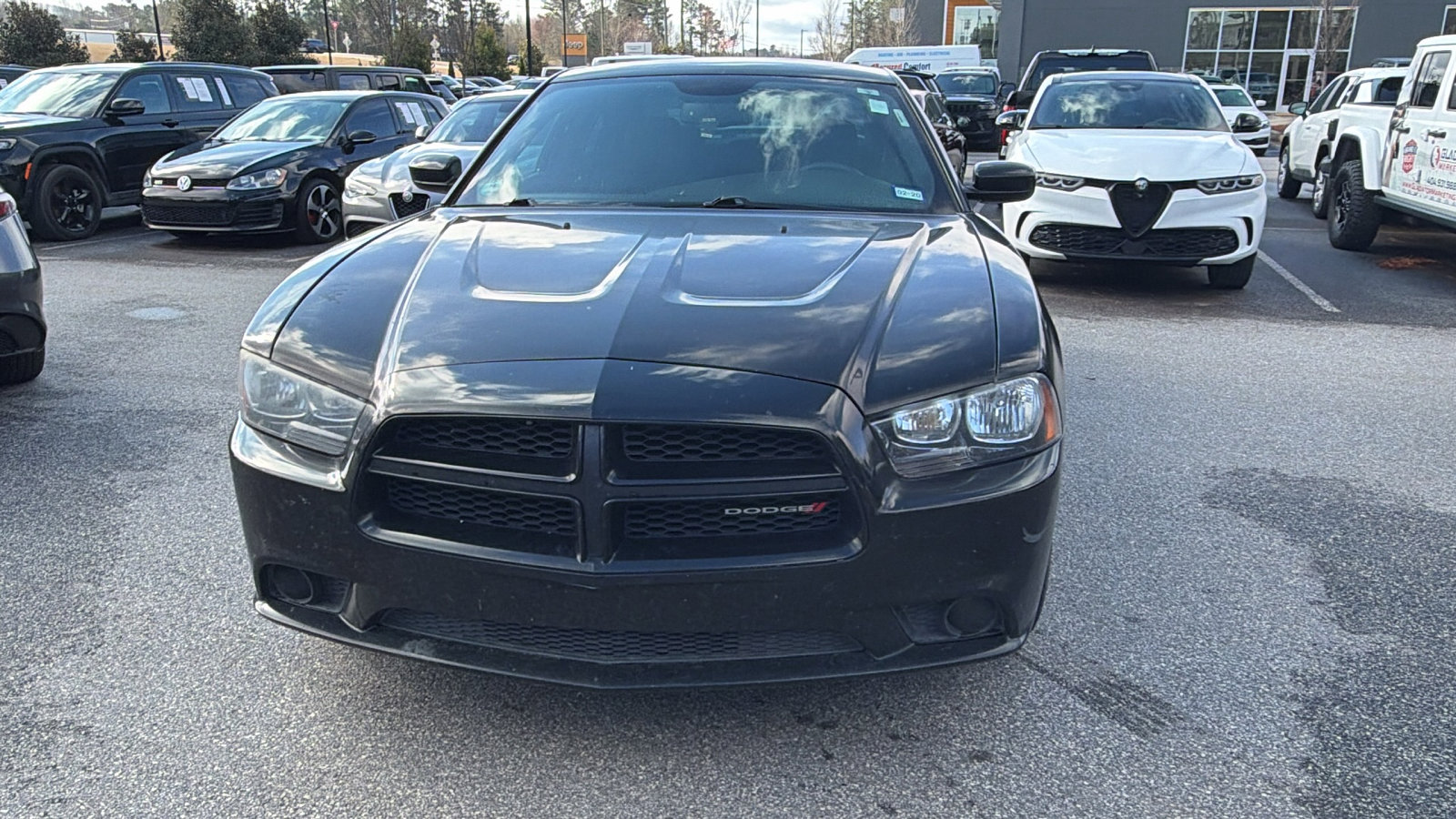 Used 2014 Dodge Charger SXT w/ Blacktop Package image 3