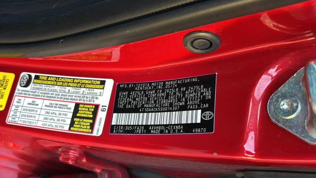 Used 2025 Toyota Camry LE FWD image 34