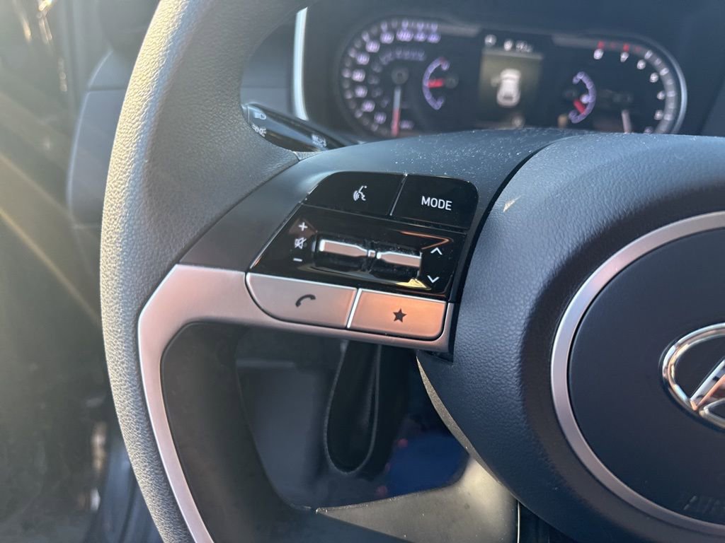 Used 2024 Hyundai Tucson SE image 14