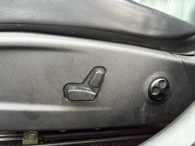 Used 2014 Chrysler 300 S image 24