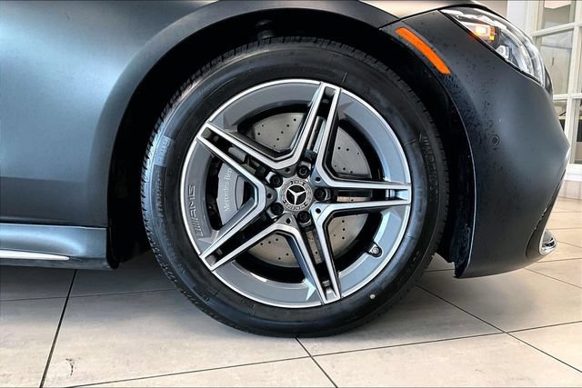 Certified 2022 Mercedes-Benz S 580 4MATIC Sedan w/ AMG Line Package image 8