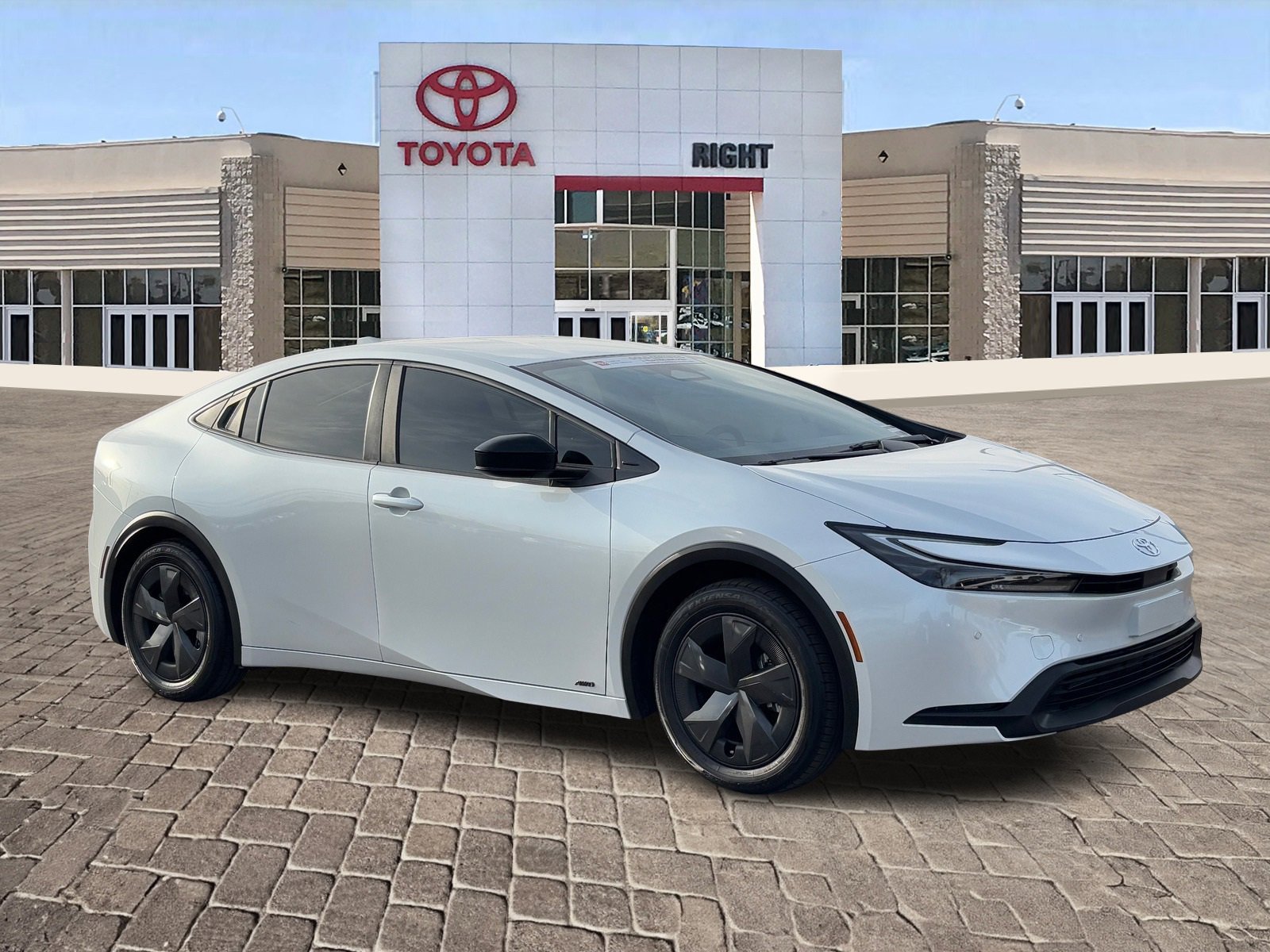 Used 2024 Toyota Prius LE image 10