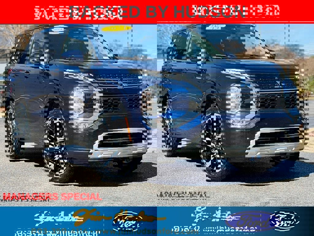 Used 2024 Mitsubishi Outlander SE