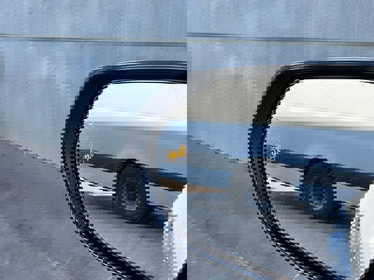 Used 2025 Toyota Camry SE image 20