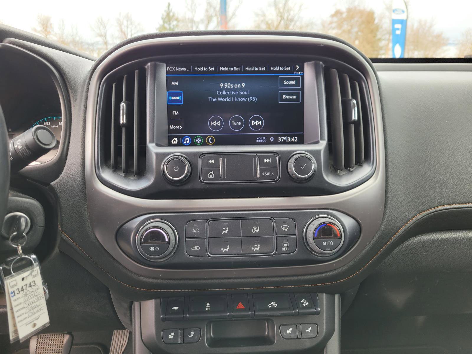 Used 2022 GMC Canyon AT4 w/ Trailering Package image 25