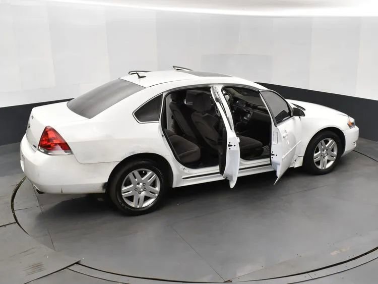 Used 2013 Chevrolet Impala LT w/ LT Sunroof Package FWD image 6