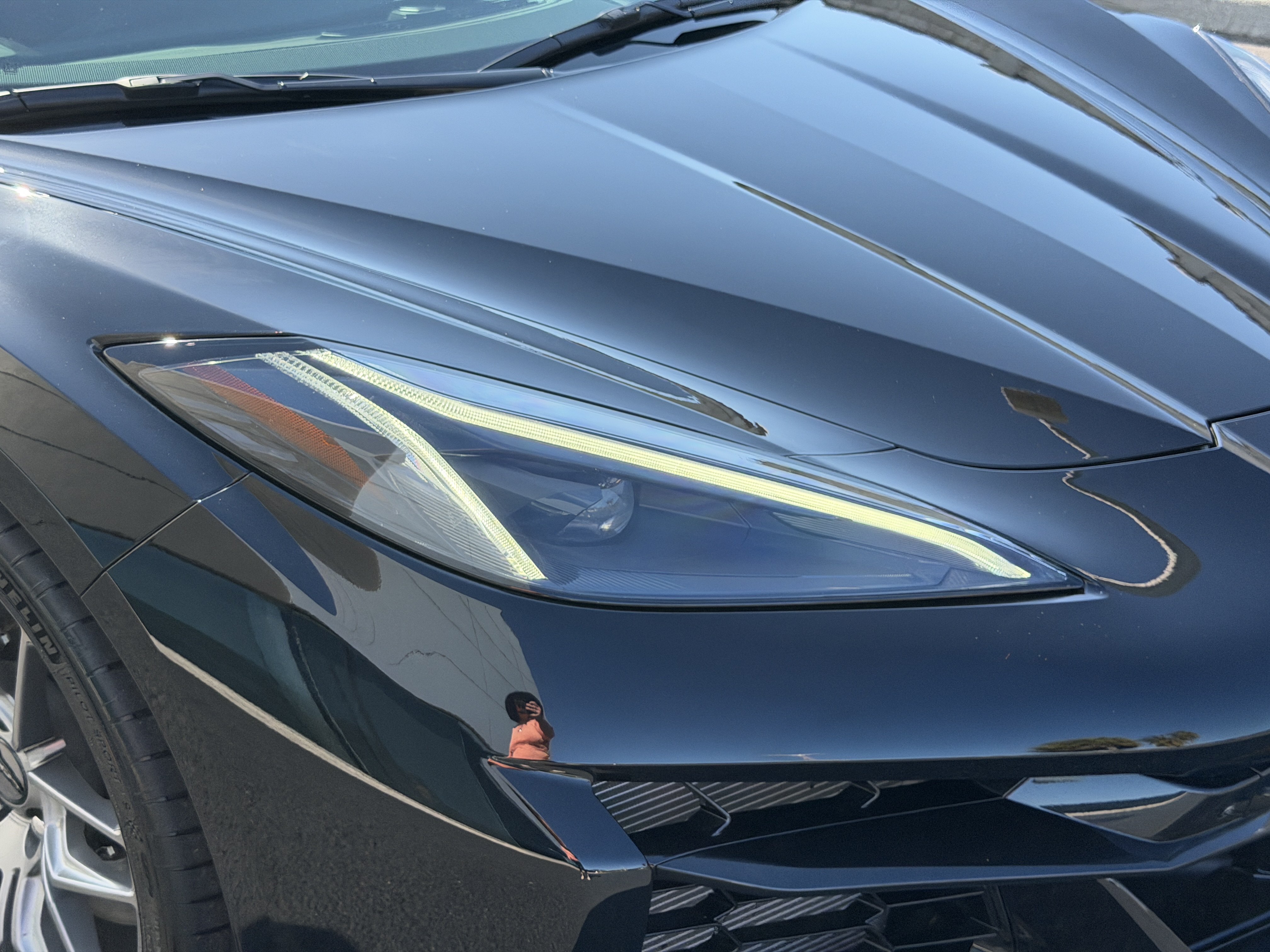 Used 2025 Chevrolet Corvette Z06 RWD image 13