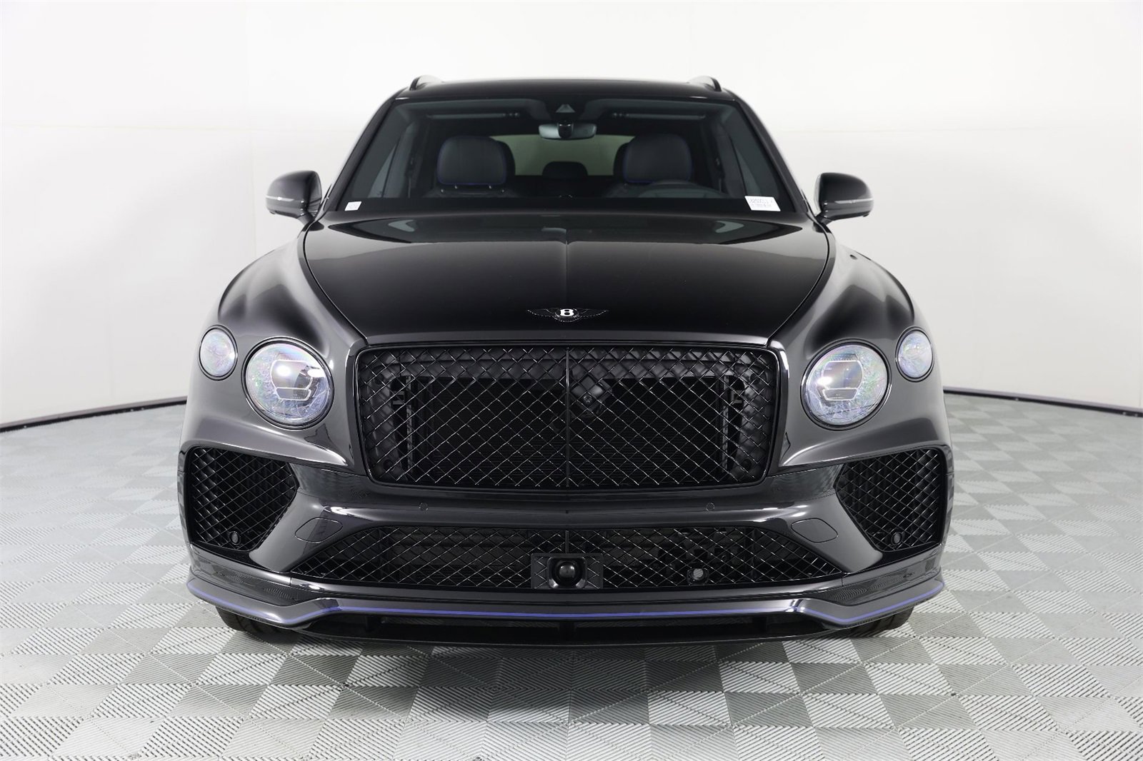 New 2025 Bentley Bentayga image 7