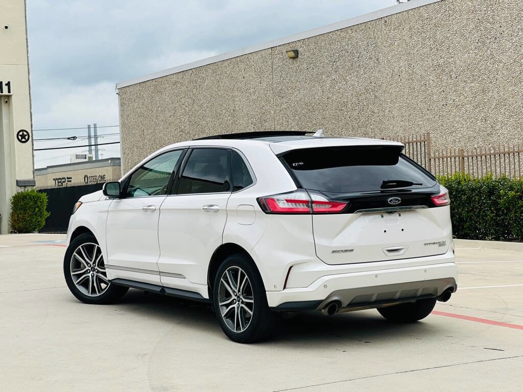 Used 2019 Ford Edge Titanium w/ Equipment Group 301A FWD image 7