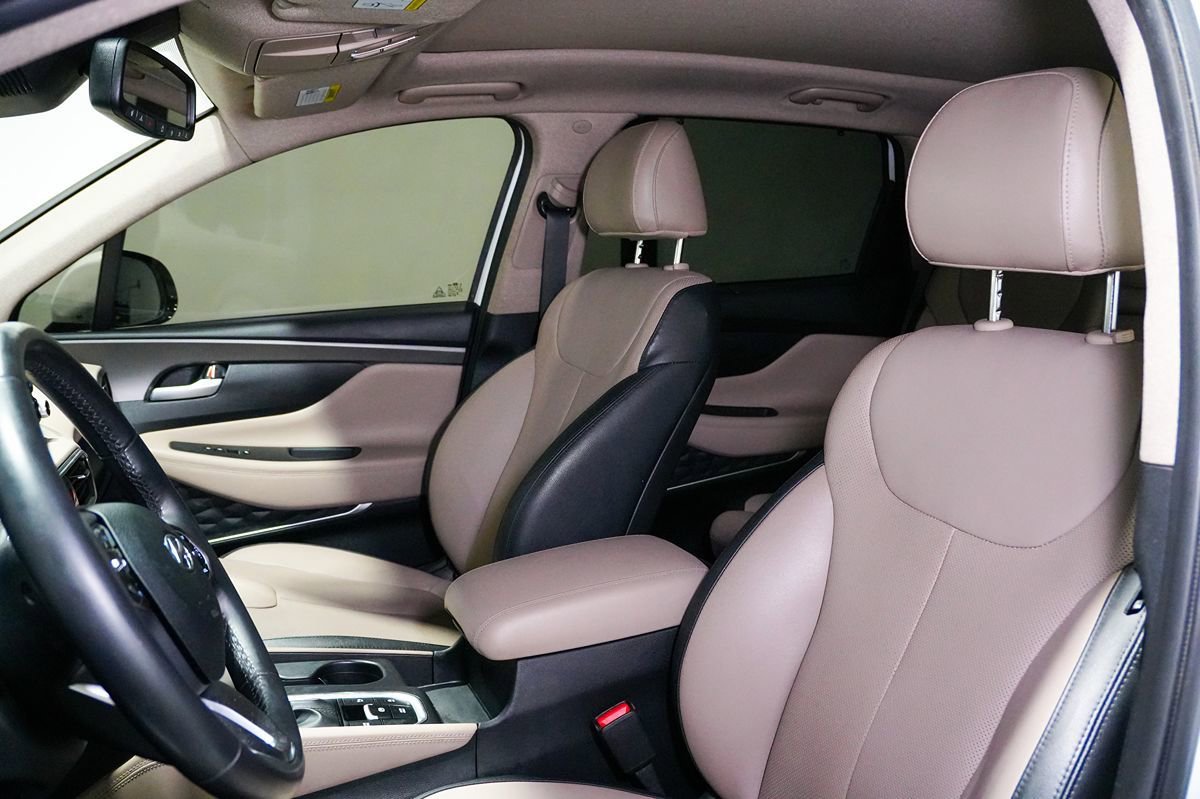 Used 2019 Hyundai Santa Fe Limited FWD image 13